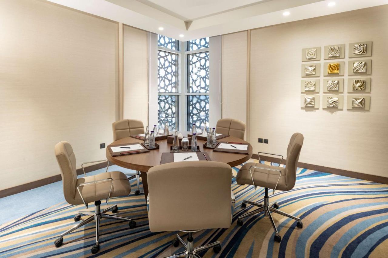 Radisson Blu Hotel, Jeddah Corniche Dış mekan fotoğraf Meeting room